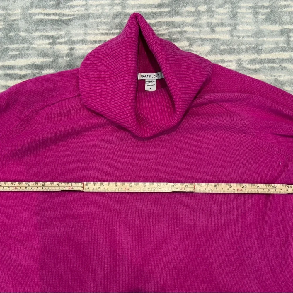 Athleta Wool Cashmere Aspen Turtleneck Sweater in electric fuschia, sz M, GUC